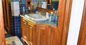 Mobile-bagno-in legno classico-ciliegio design esclusivo